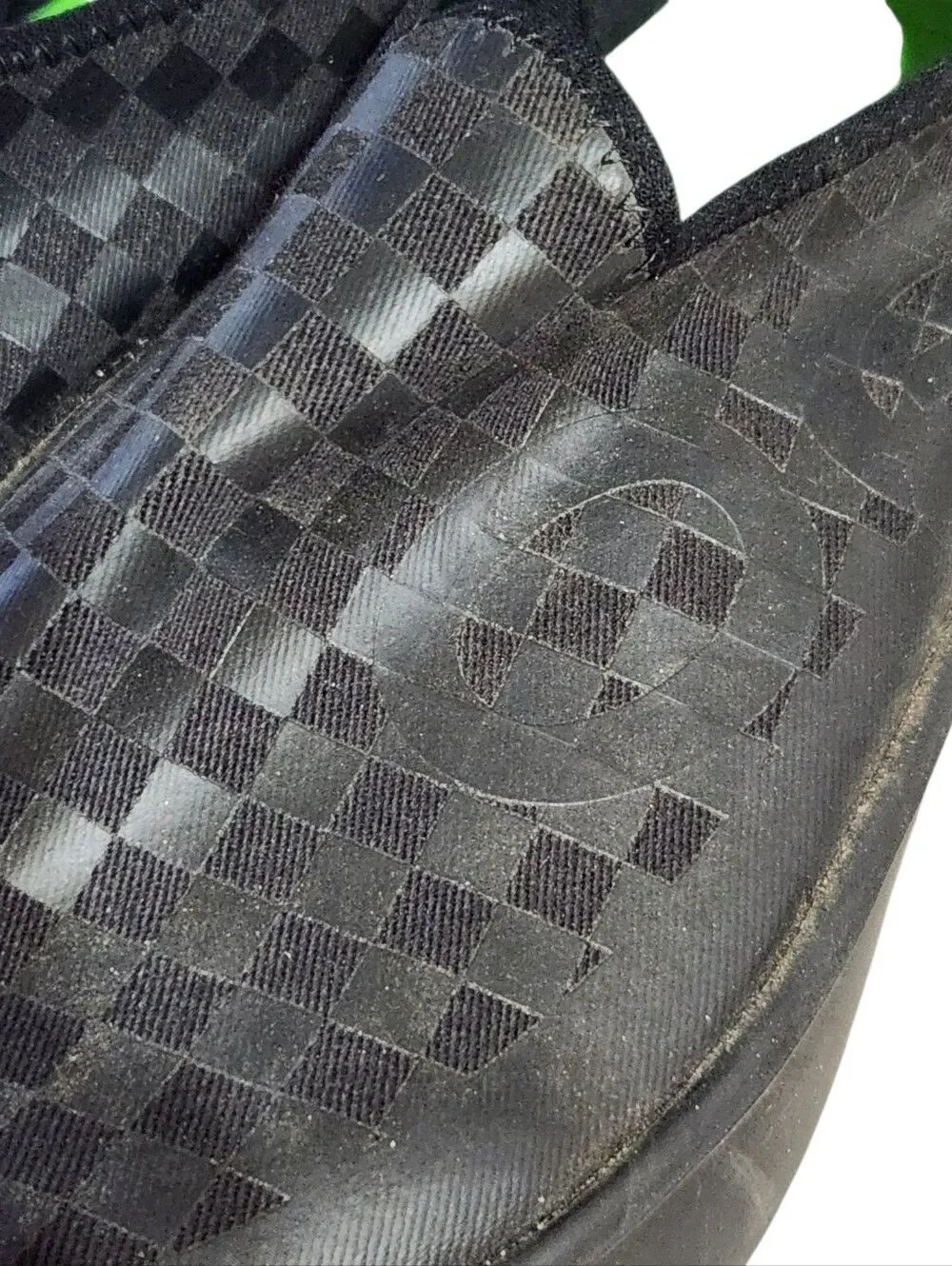 Oofos Shoes Mens 9.5 Black Checkered Slip On Sneakers Oomg Eezee Low 42.5